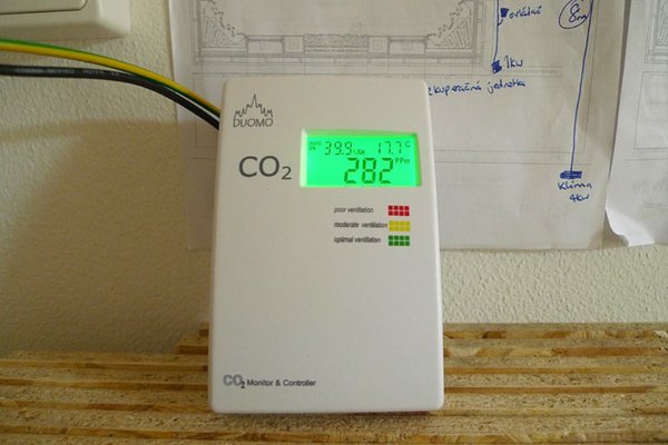 LP0643co2.jpg