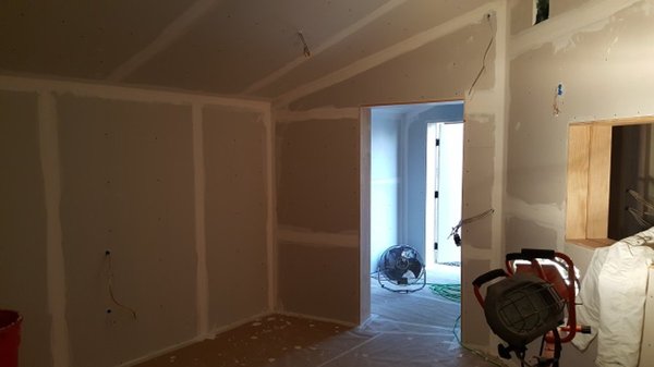 H4_Inner_drywall_2.jpg