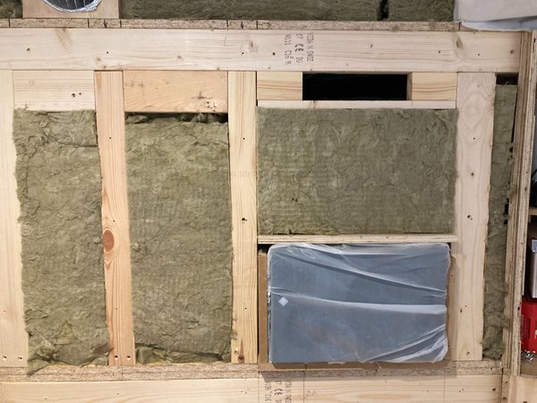 19 B insulation in.JPG