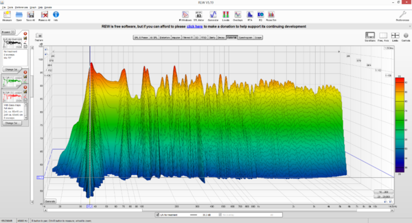 Soundman2020_no-treatment-vs-bass-absorber_Screenshot_Waterfall_LR-no-treatment.png