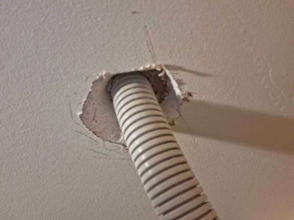 B electrical penetration.jpg